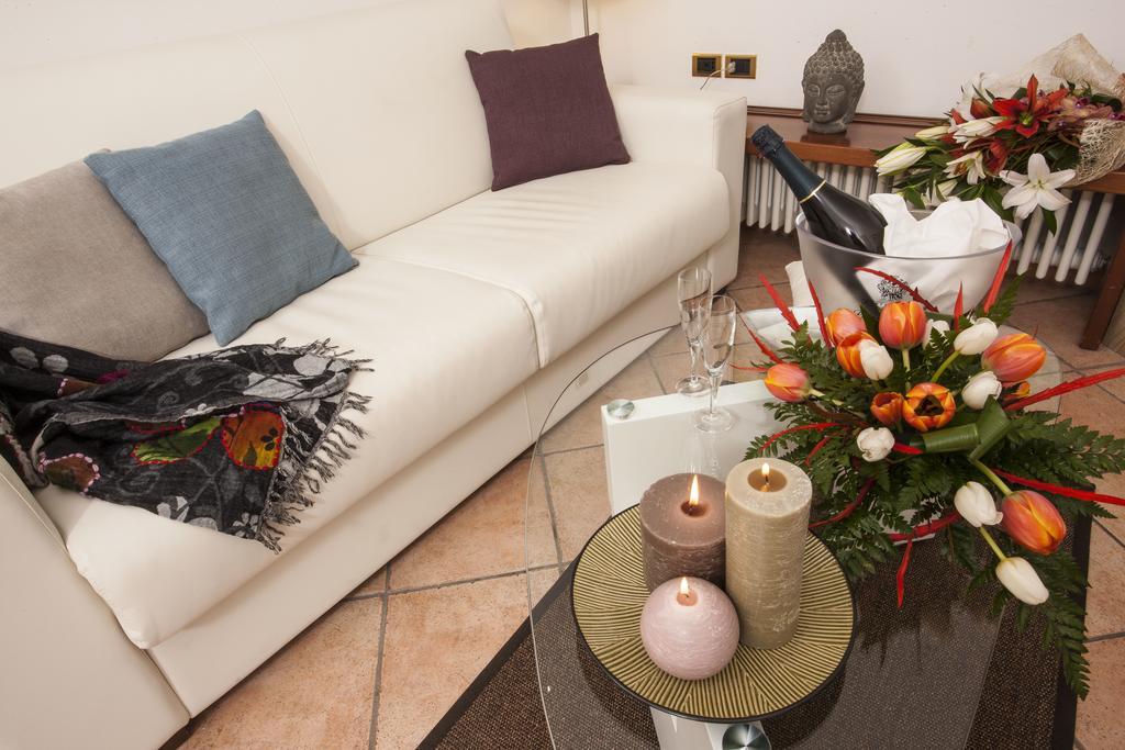 Hotel Locanda Rosy Католика Екстериор снимка